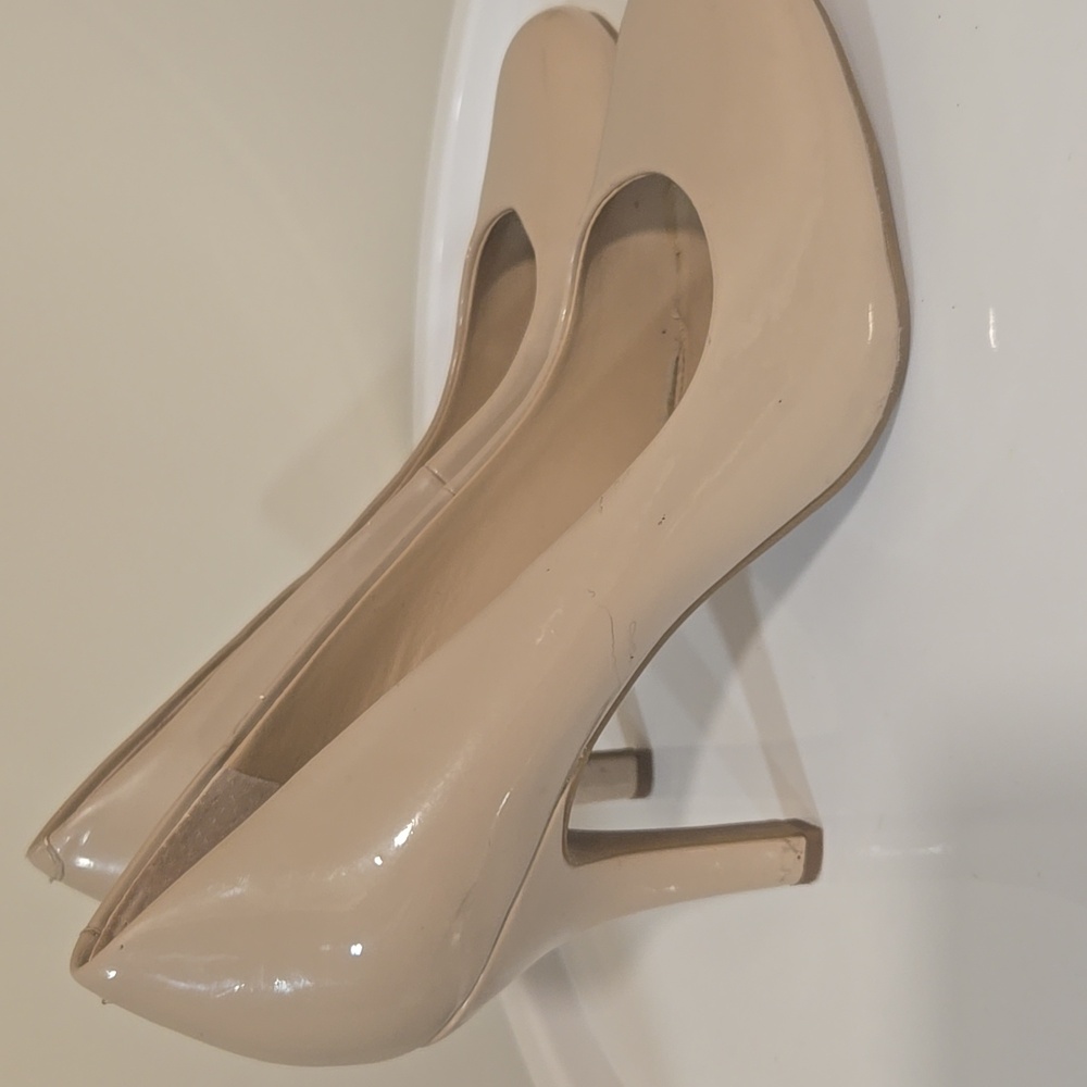 KELLY & KATIE pumps Heel Size 8.5
